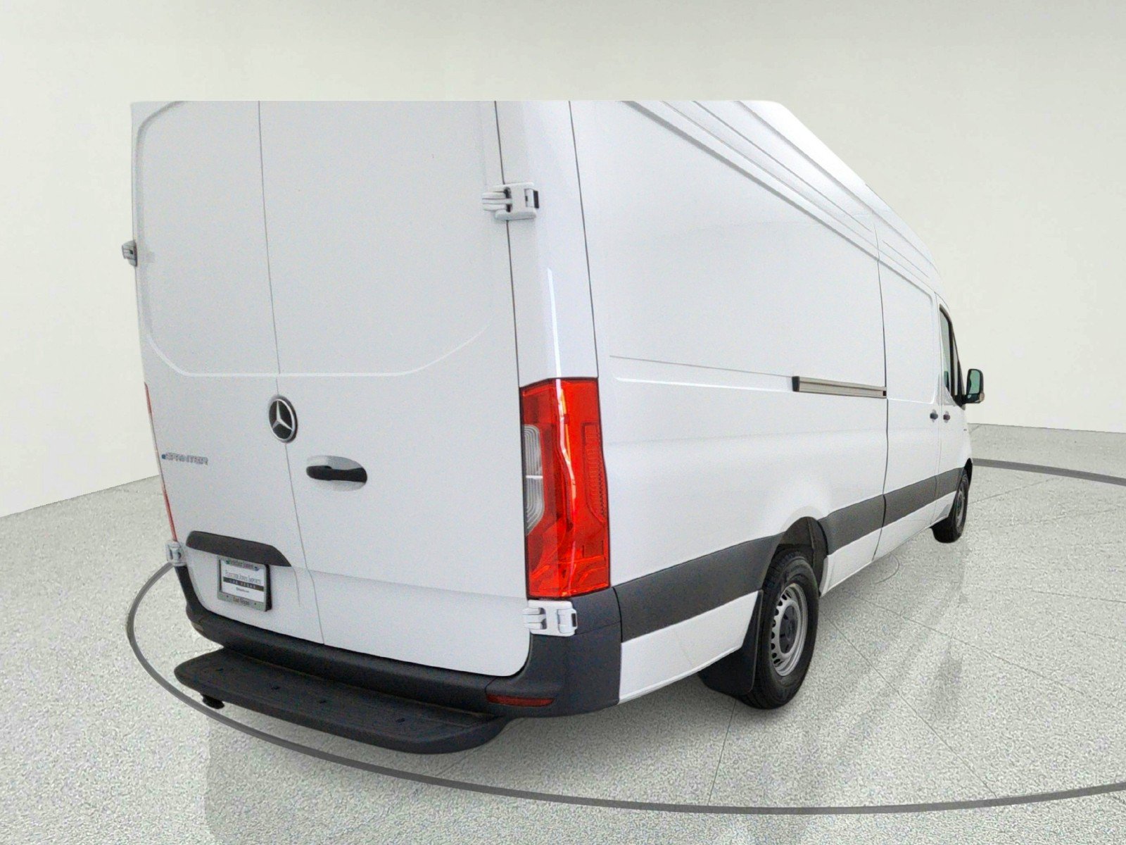 New 2025 Mercedes-Benz eSprinter 170 Cargo image 9