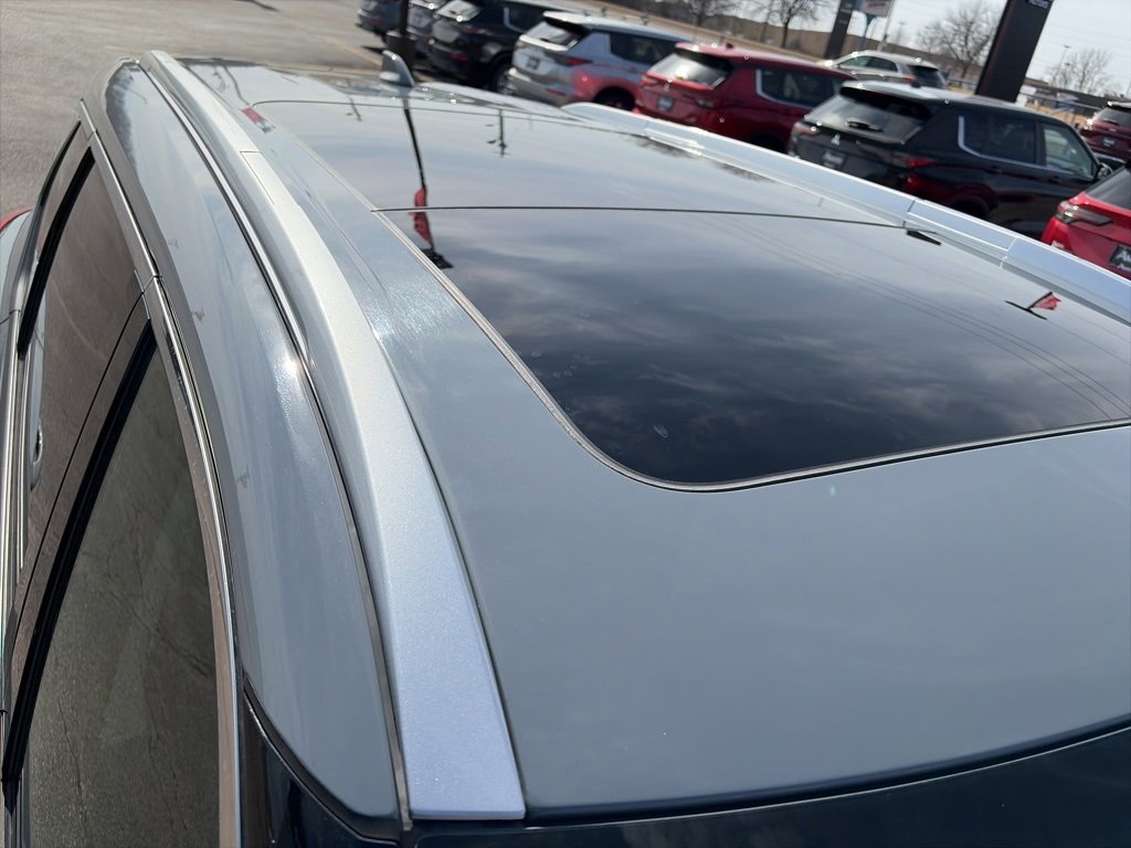 Used 2023 Nissan Rogue SL w/ SL Premium Package image 10