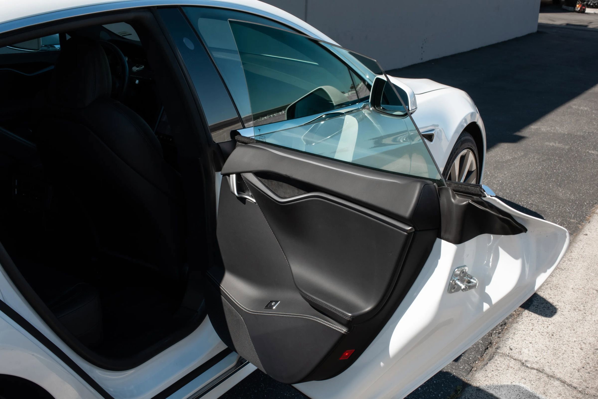 Used 2021 Tesla Model S Long Range Plus image 16