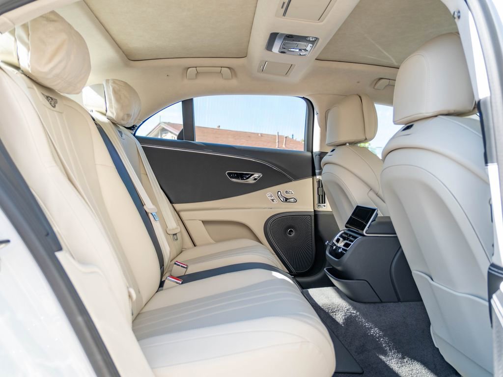 New 2026 Bentley Flying Spur Plug-In Hybrid AWD/4WD image 25