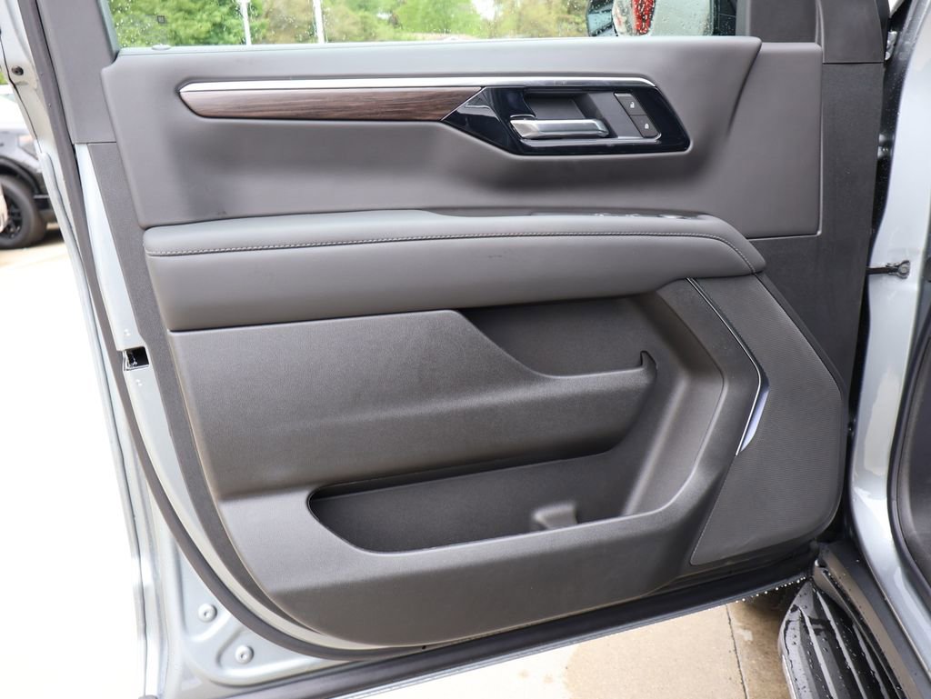 New 2026 Chevrolet Tahoe LS AWD/4WD image 12
