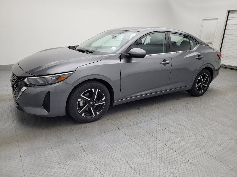 Used 2024 Nissan Sentra SV FWD image 2