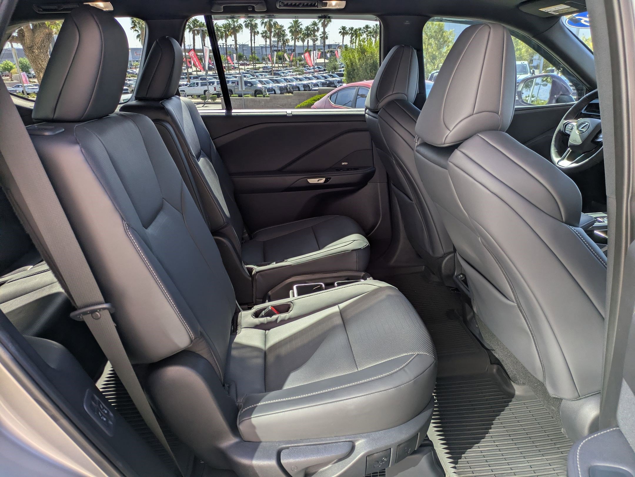 Used 2026 Lexus TX 500h AWD w/ Technology Package image 26