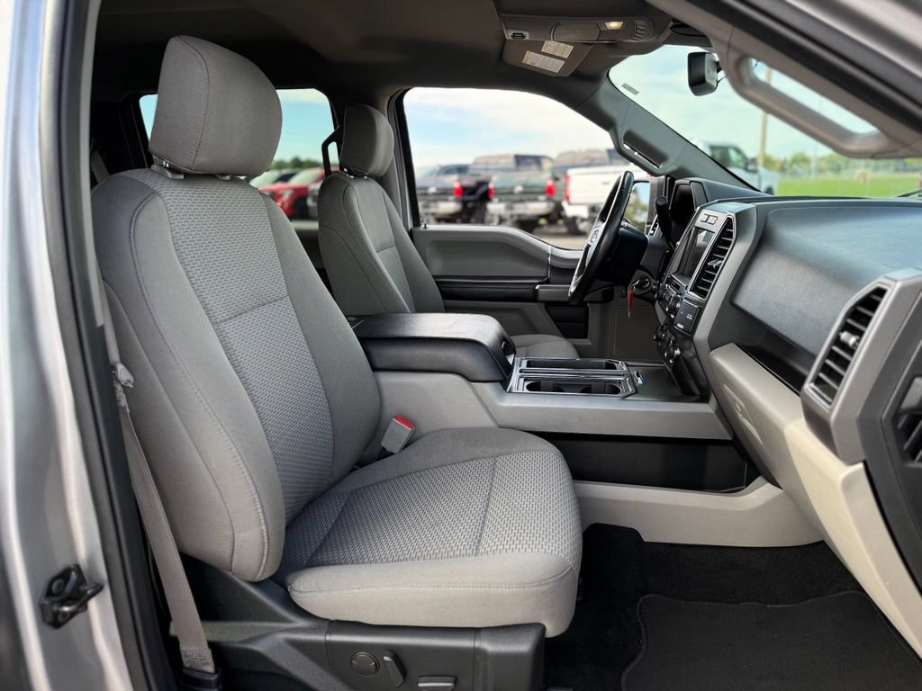 Used 2020 Ford F150 XLT w/ Equipment Group 302A Luxury AWD/4WD image 14
