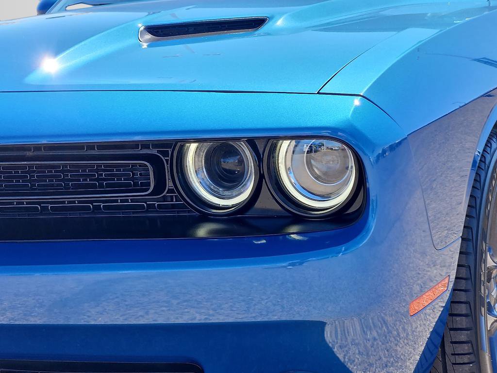 Used 2023 Dodge Challenger SXT w/ Plus Package RWD image 7