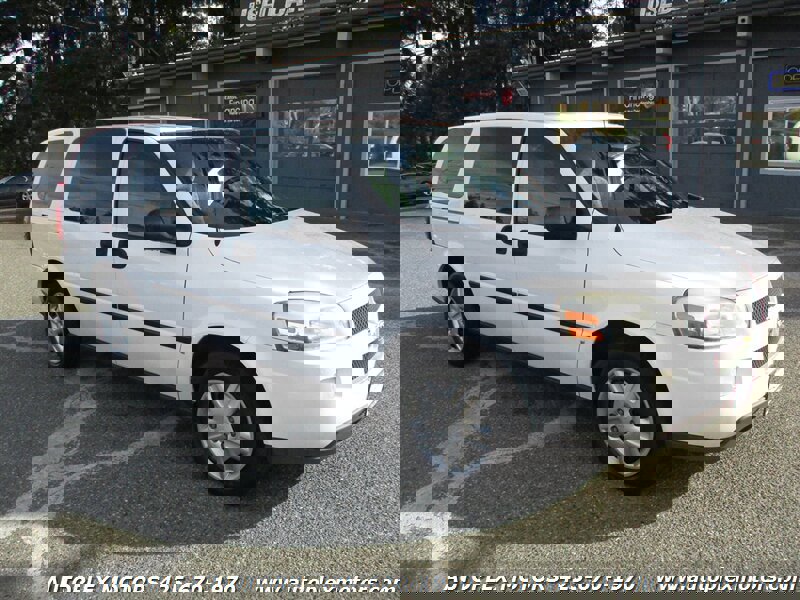 Used 2008 Chevrolet Uplander w/ Climate Package image 1