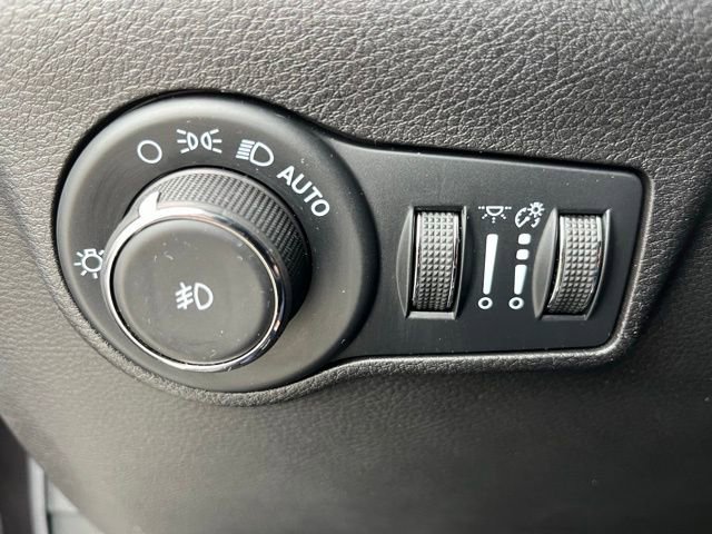 Used 2022 Jeep Compass Latitude AWD/4WD image 14