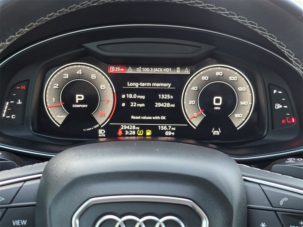 Used 2023 Audi Q8 Premium Plus image 12