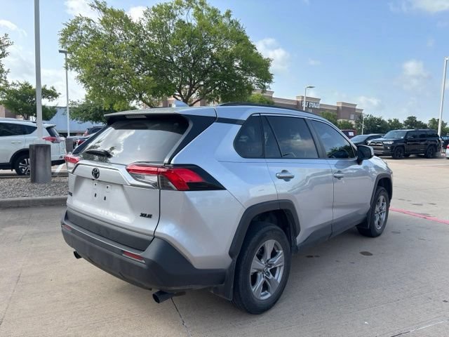 Used 2024 Toyota RAV4 XLE FWD image 5