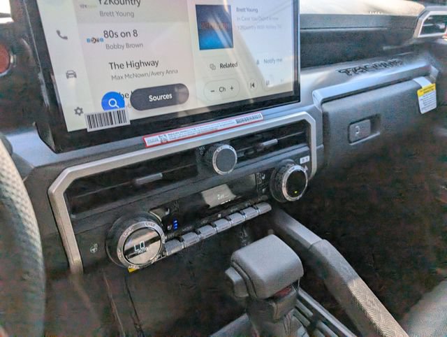 New 2026 Toyota Tacoma TRD Off-Road w/ TRD Off Road Premium Package AWD/4WD image 21