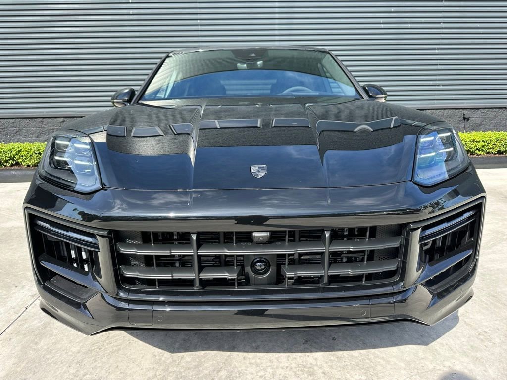 Used 2026 Porsche Cayenne Turbo AWD/4WD image 8