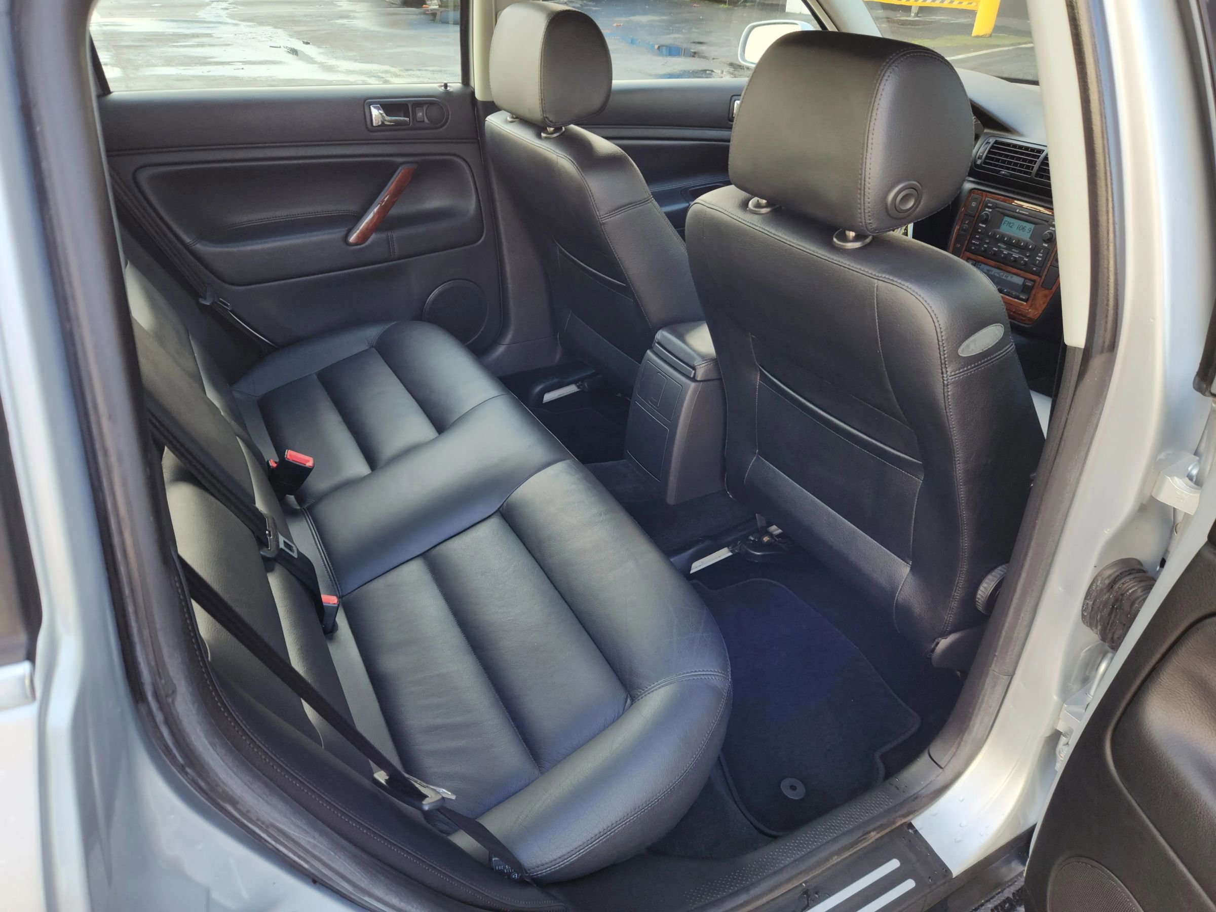 Used 2003 Volkswagen Passat GLX FWD image 16