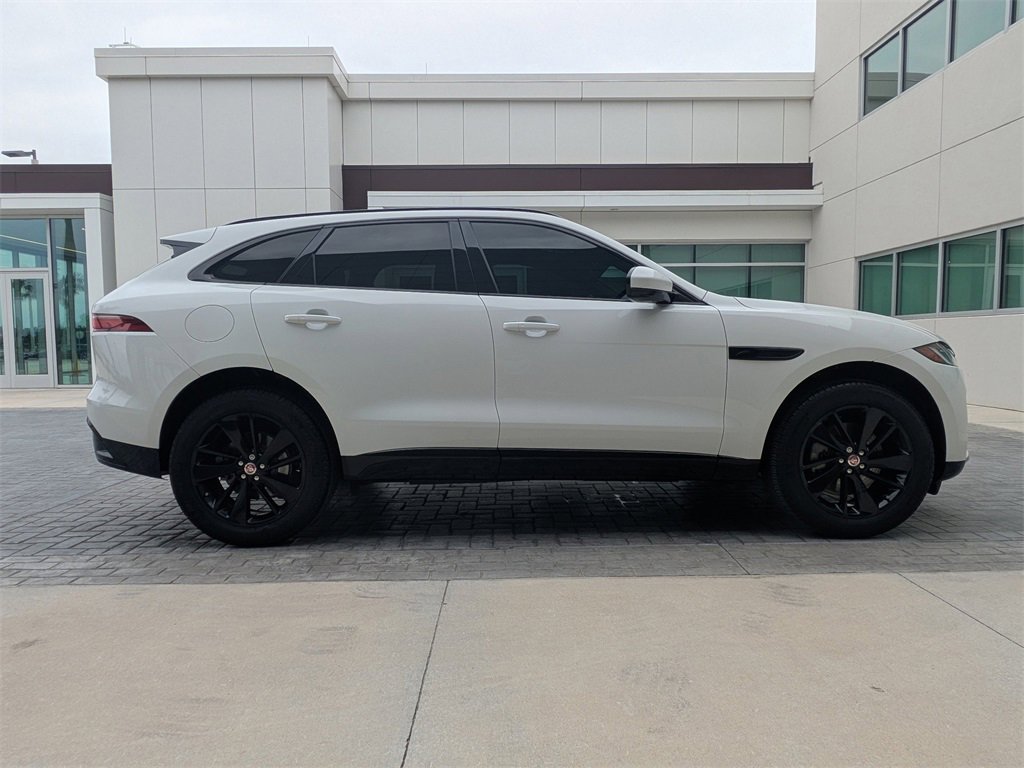 Used 2022 Jaguar F-PACE S image 3