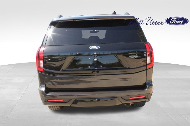 Used 2027 Ford Expedition Platinum w/ Stealth Appearance Package AWD/4WD image 6