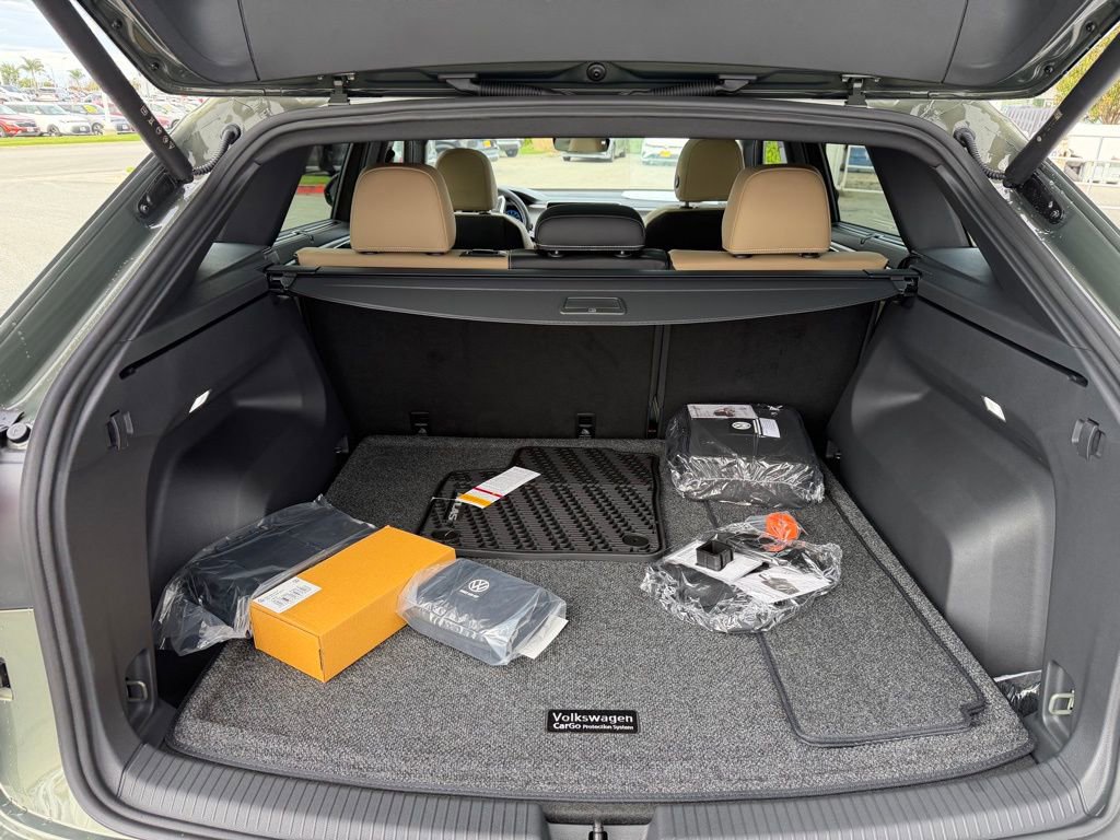 New 2026 Volkswagen Atlas Cross Sport SE image 32