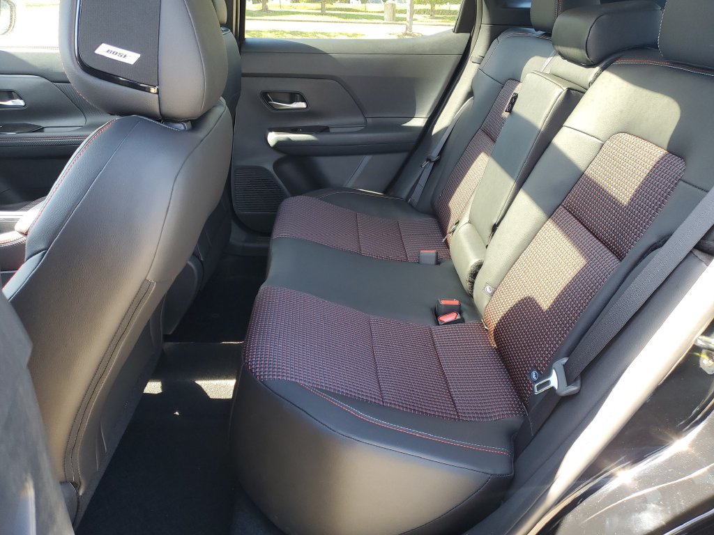 New 2027 Nissan Kicks SR w/ SR Premium Package FWD image 12