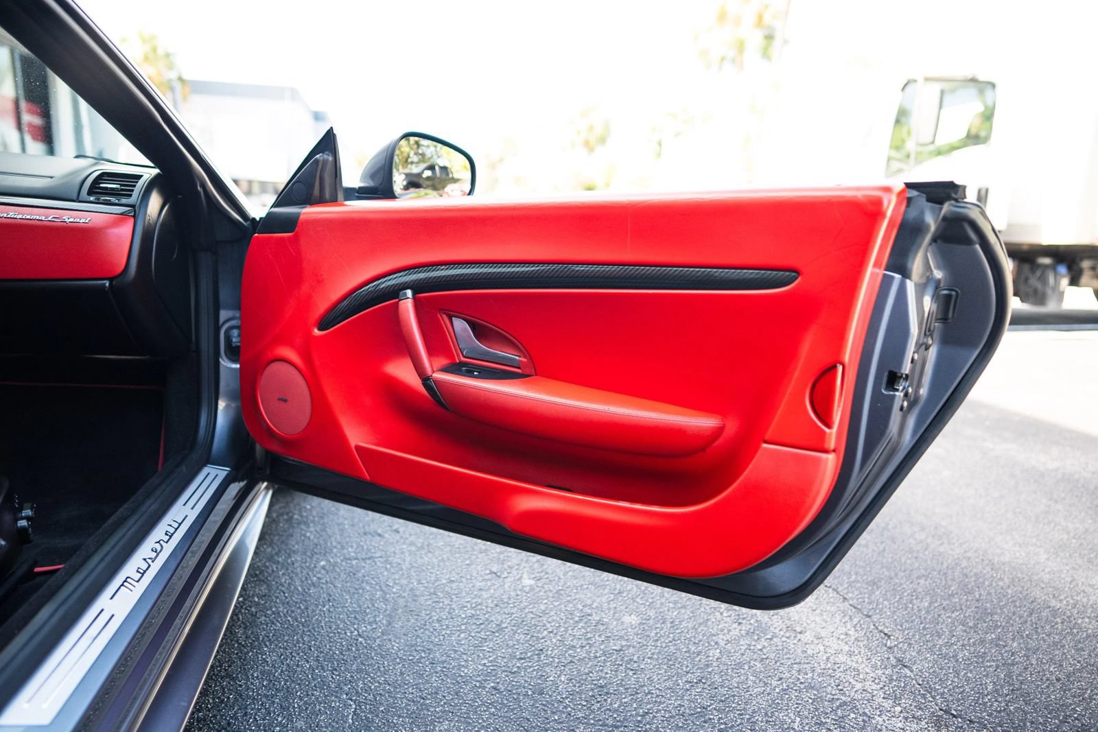 Used 2015 Maserati GranTurismo MC RWD image 17