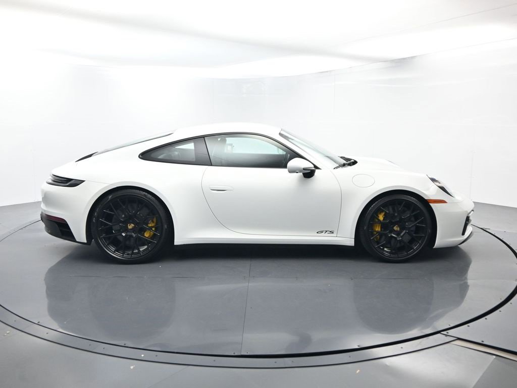 Used 2024 Porsche 911 Carrera GTS image 16