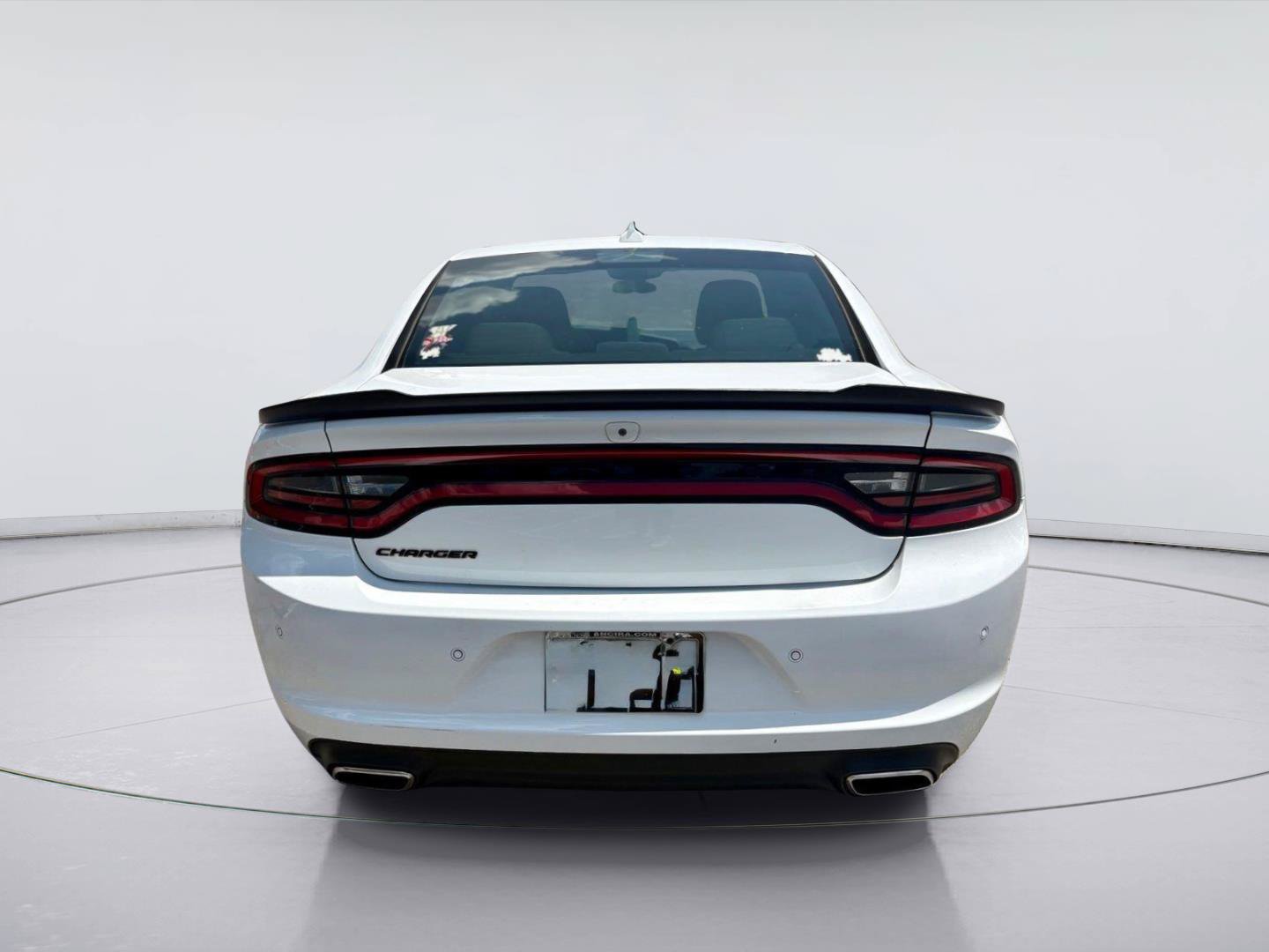 Used 2023 Dodge Charger SXT w/ Blacktop Package RWD image 4