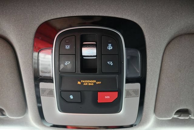 Used 2023 Hyundai Santa Fe Limited AWD/4WD image 27