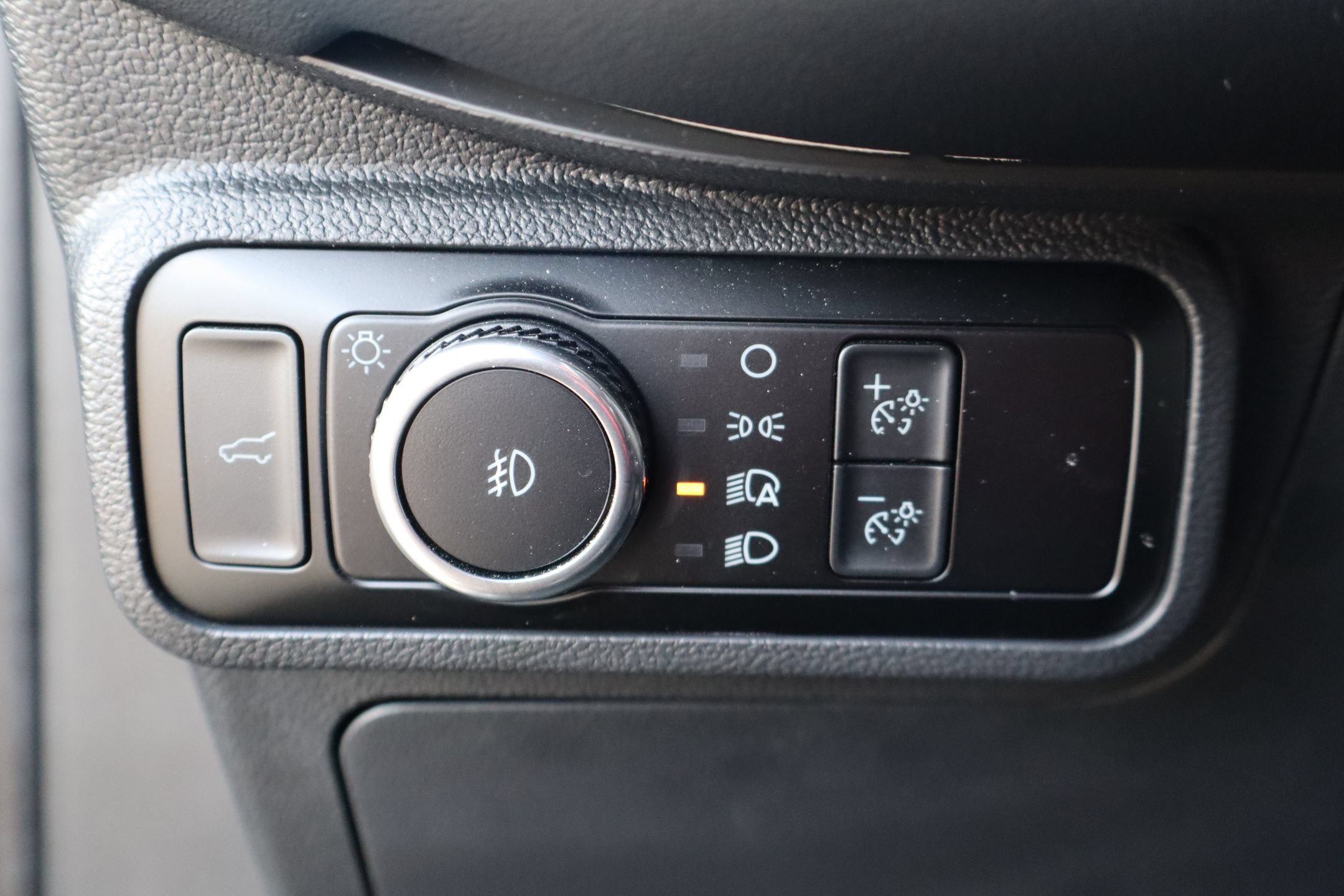 Certified 2025 Ford Explorer ST AWD/4WD image 15