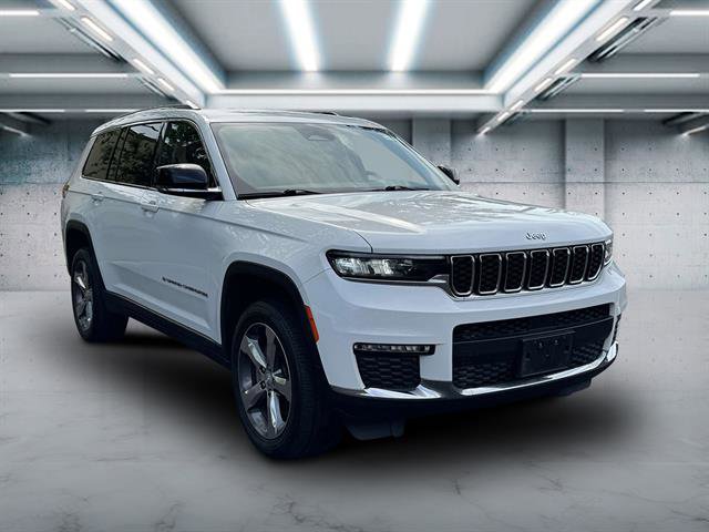Used 2022 Jeep Grand Cherokee L Limited image 2