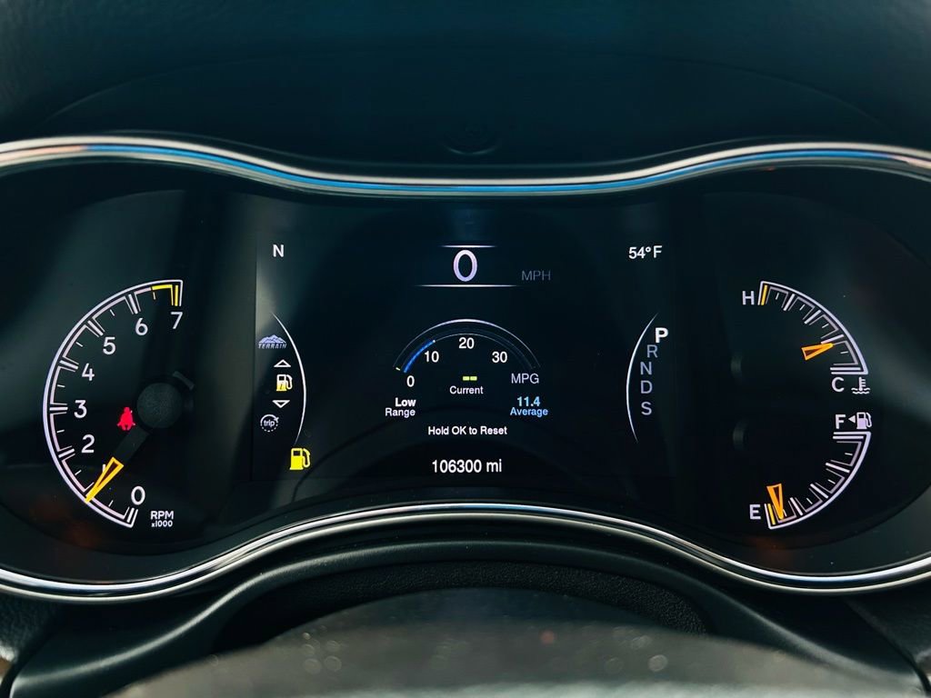 Used 2015 Jeep Grand Cherokee Limited image 24