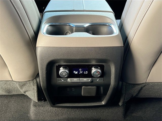 New 2026 GMC Acadia Elevation w/ Elevation Premium Package image 18