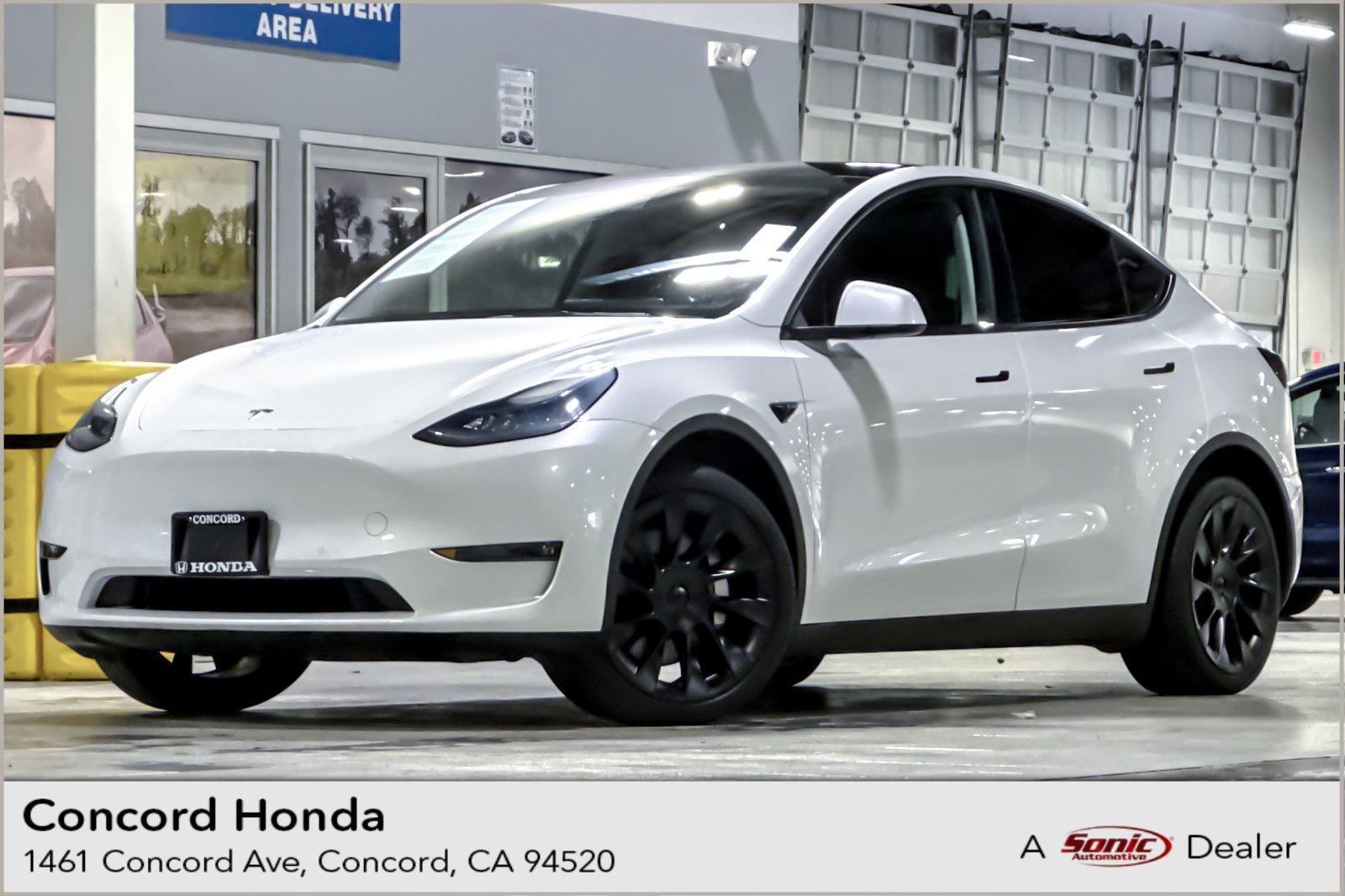 Used 2021 Tesla Model Y Long Range image 1