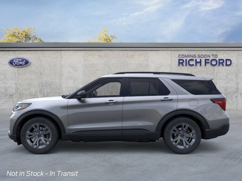 New 2026 Ford Explorer Active w/ Active Comfort Package AWD/4WD image 3