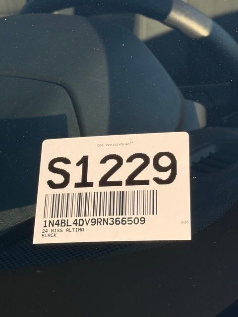 Used 2024 Nissan Altima 2.5 SV image 35