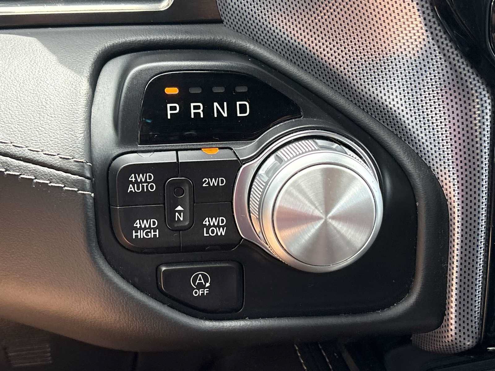 Used 2019 RAM 1500 Limited AWD/4WD image 16