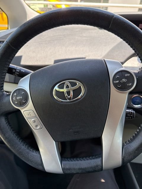 Used 2015 Toyota Prius Four FWD image 17