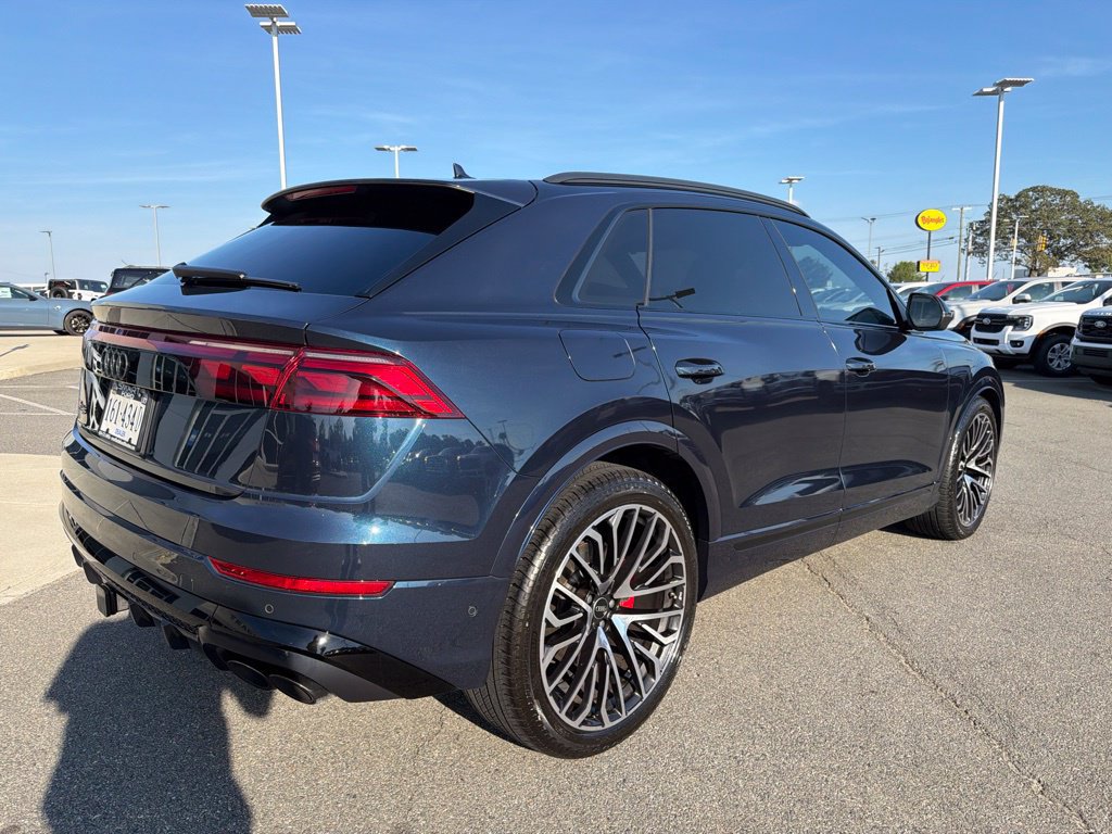 Used 2024 Audi SQ8 Prestige AWD/4WD image 4