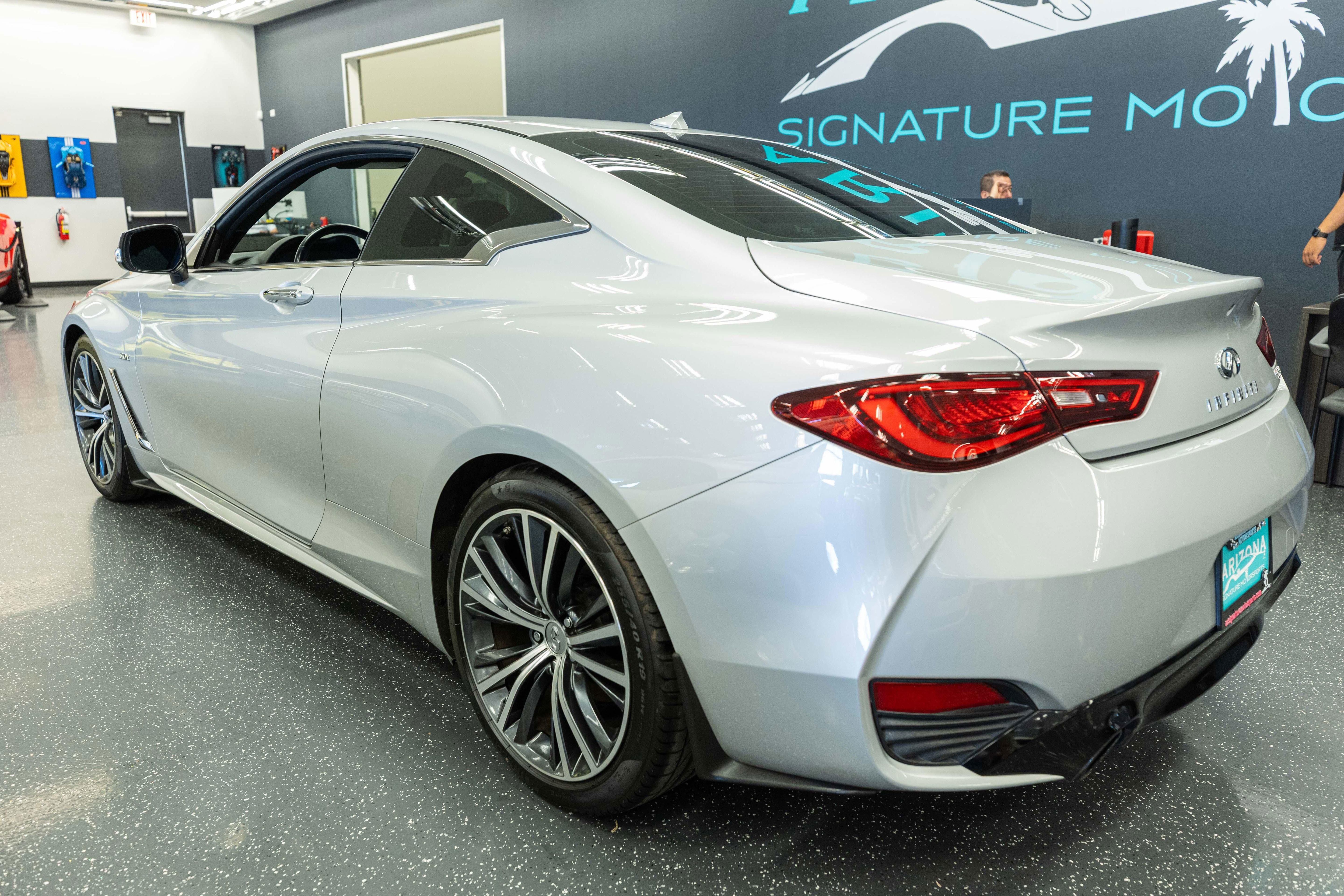 Used 2017 INFINITI Q60 3.0t RWD image 8