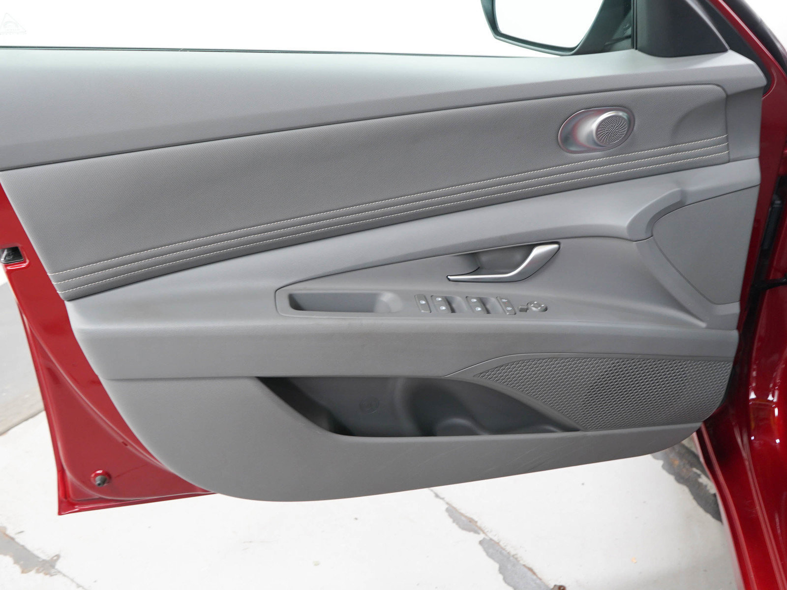 Used 2025 Hyundai Elantra SEL FWD image 20