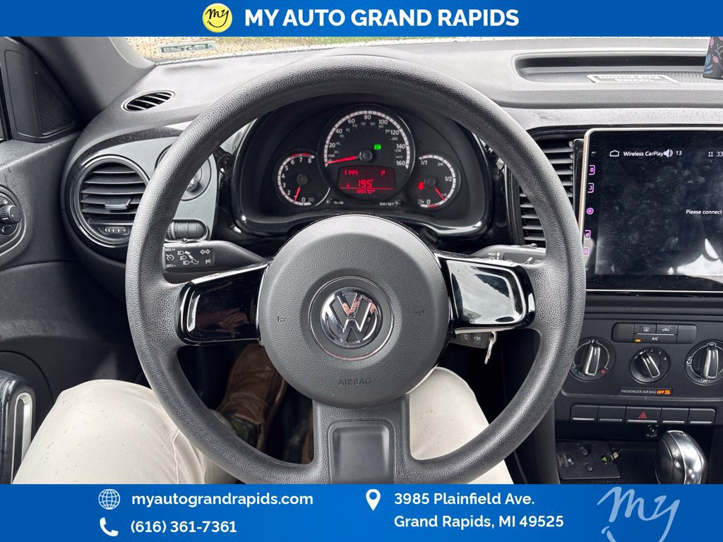Used 2014 Volkswagen Beetle 1.8T FWD image 6