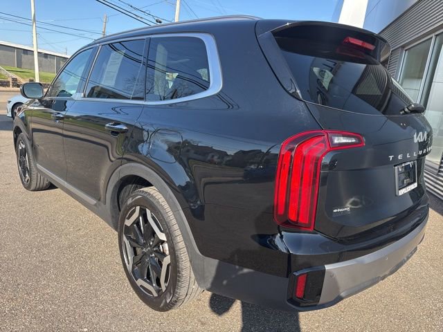 Used 2025 Kia Telluride S image 8