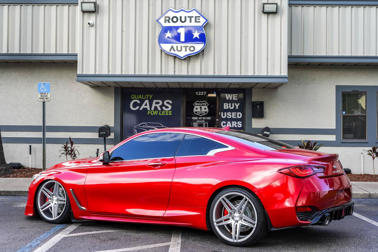 Used 2017 INFINITI Q60 3.0t w/ Premium Plus Package 3.0T AWD/4WD image 6