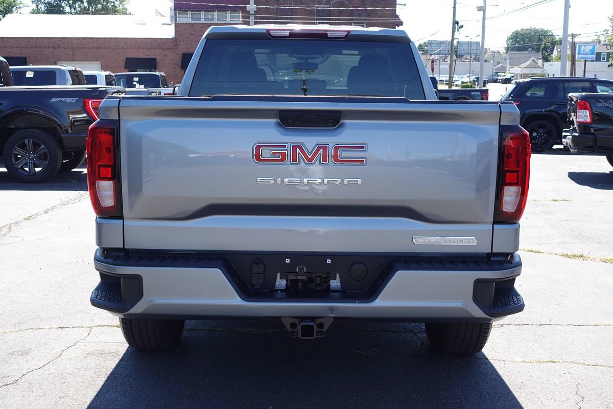 Used 2023 GMC Sierra 1500 Elevation AWD/4WD image 8
