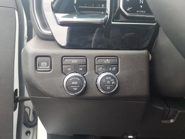Used 2024 GMC Sierra 1500 Elevation image 13