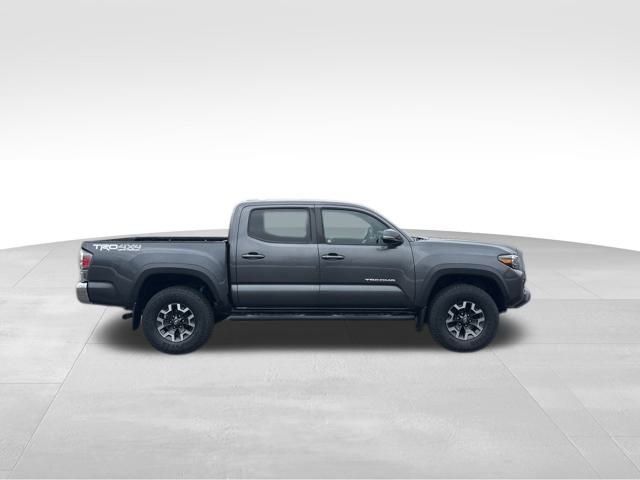 Used 2021 Toyota Tacoma TRD Off-Road image 6