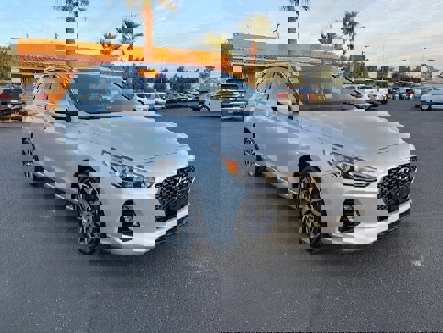 Used 2018 Hyundai Elantra GT image 7