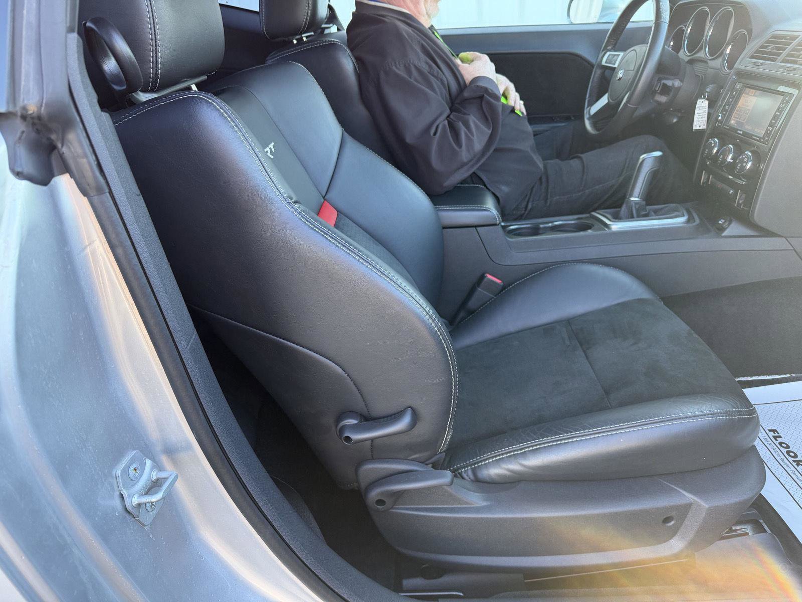 Used 2009 Dodge Challenger SRT8 w/ SRT Option Group II image 2