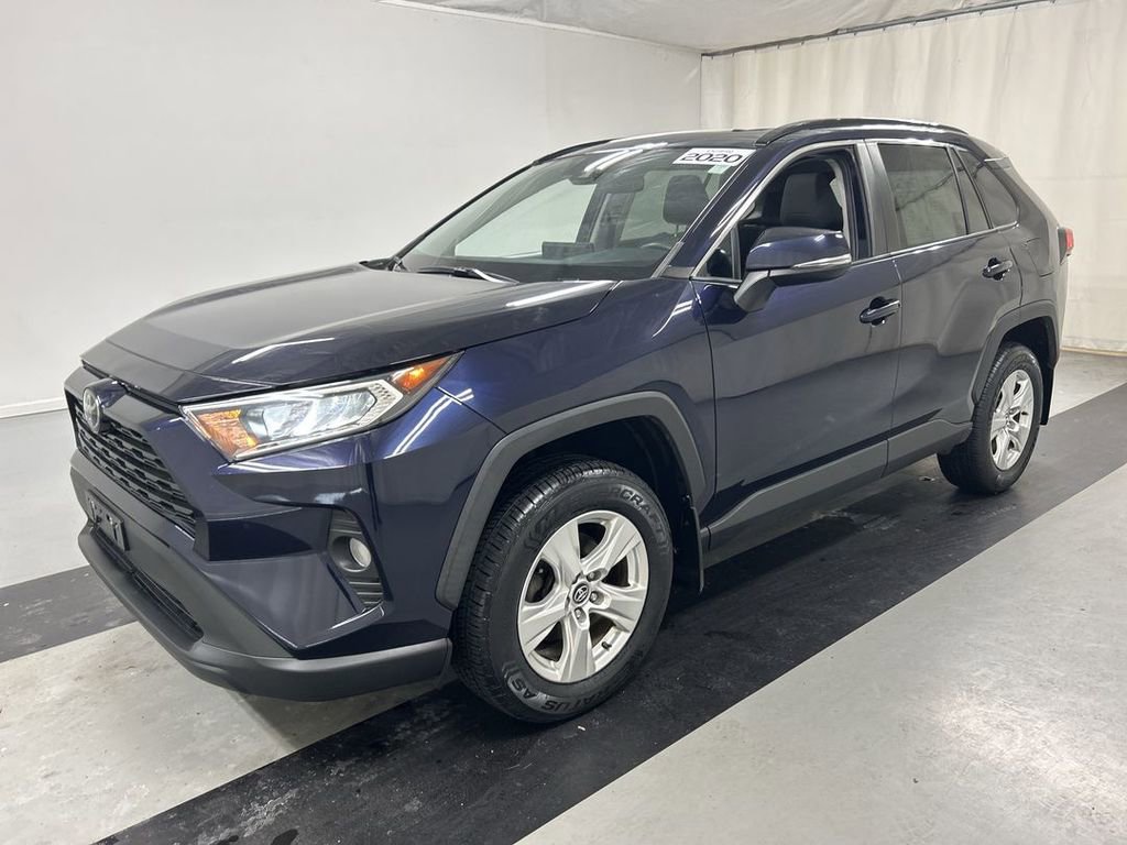 Used 2020 Toyota RAV4 XLE w/ Convenience Package AWD/4WD image 5
