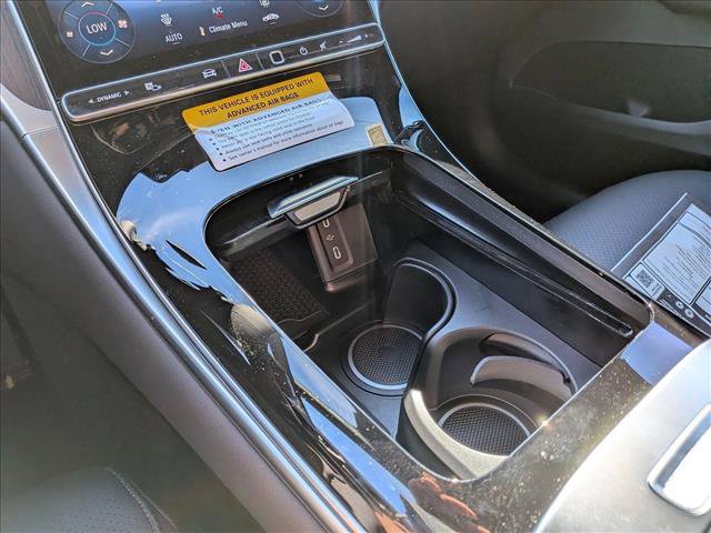 Used 2026 Mercedes-Benz GLC 300 4MATIC image 12