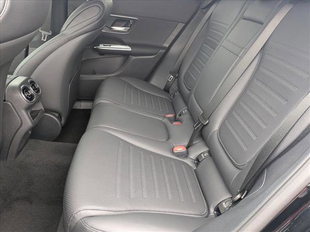 New 2026 Mercedes-Benz GLC 300 image 14