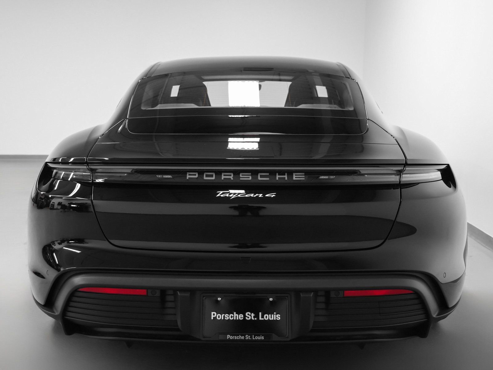 New 2025 Porsche Taycan image 11