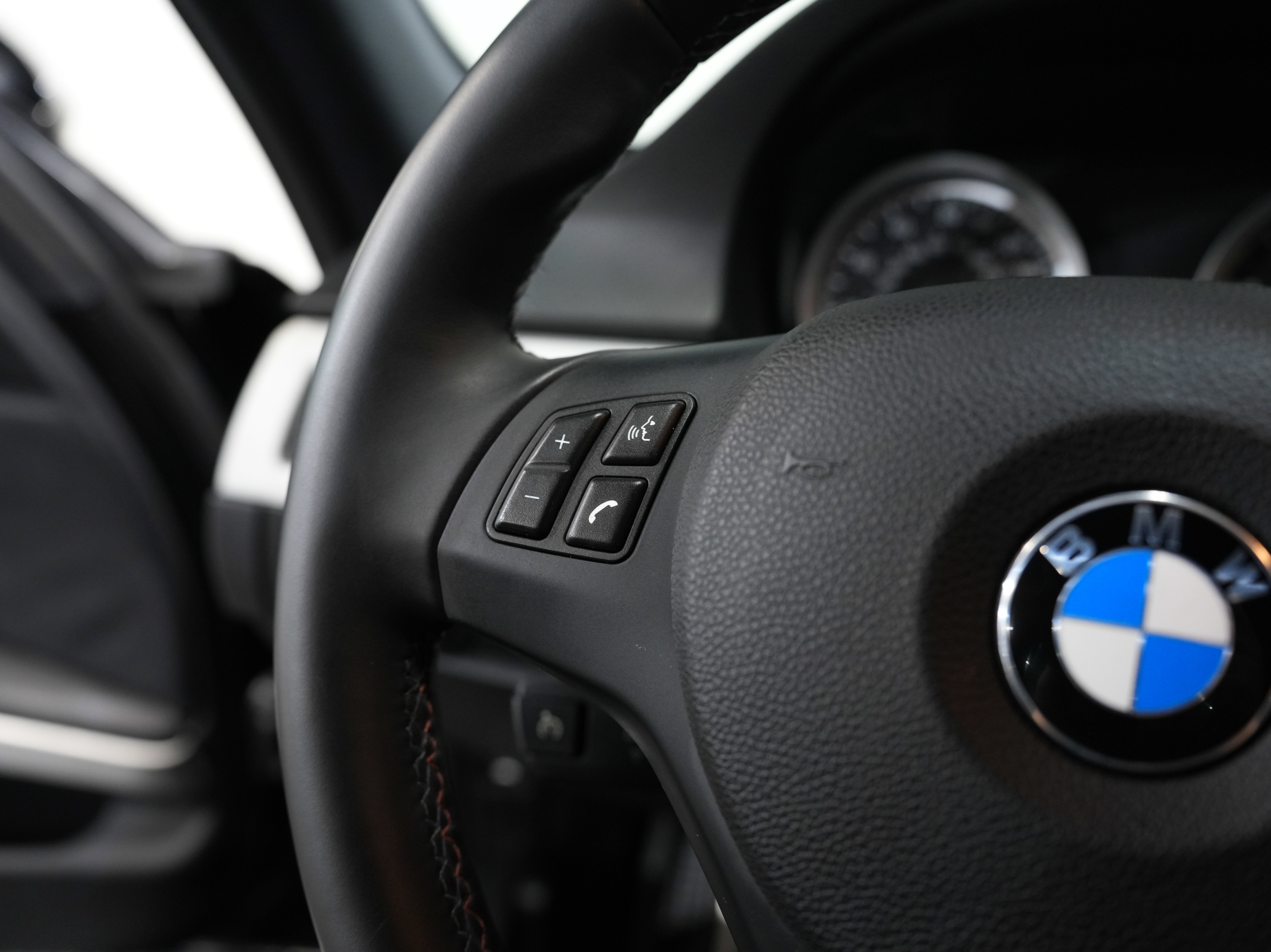 Used 2011 BMW M3 Sedan image 42