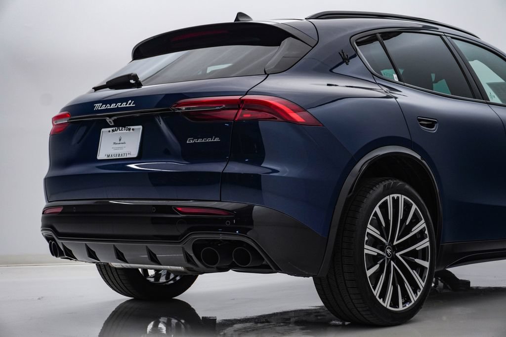 Certified 2025 Maserati Grecale Modena AWD/4WD image 12